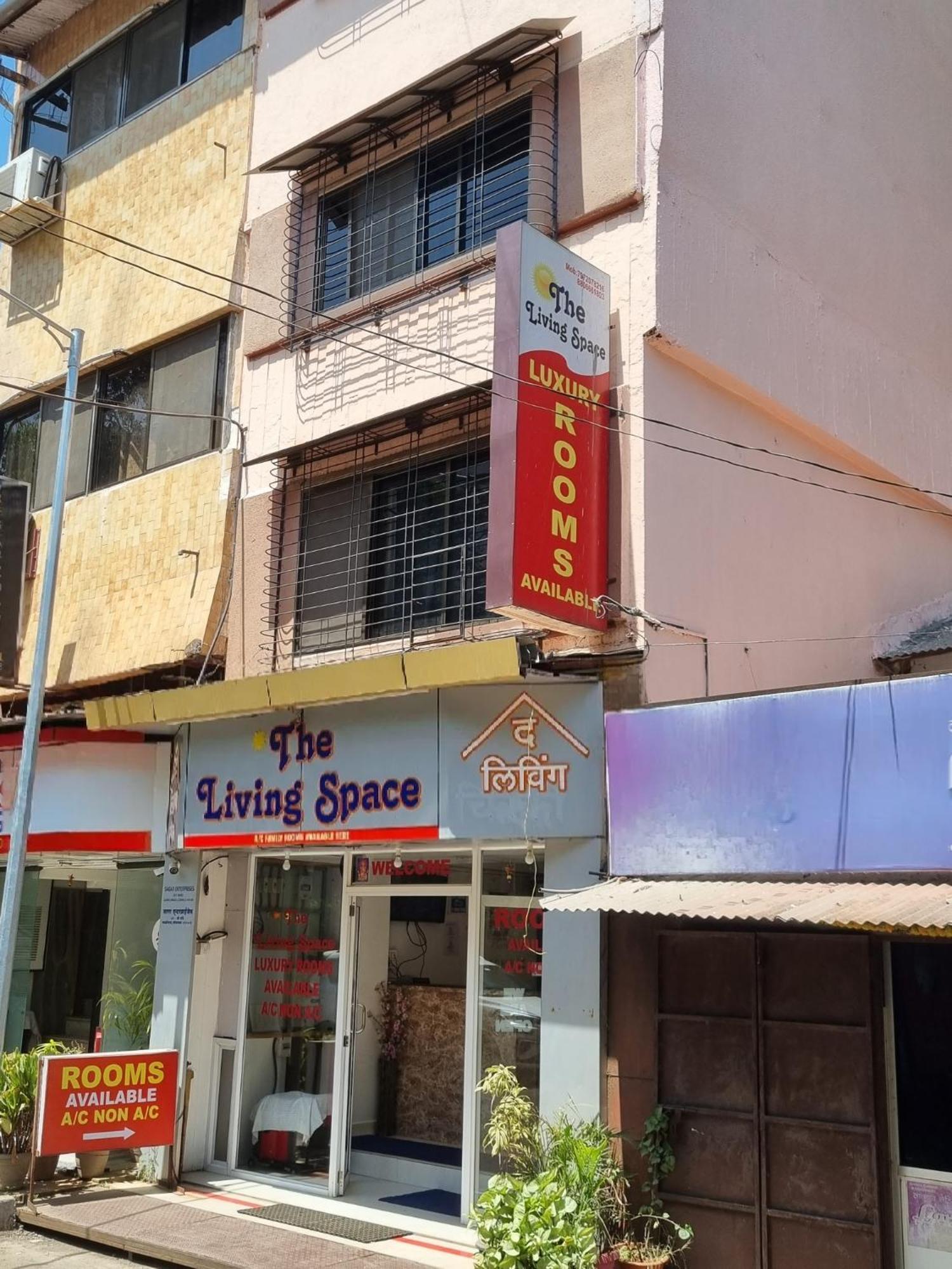 The Living Space Lonavala Eksteriør bilde
