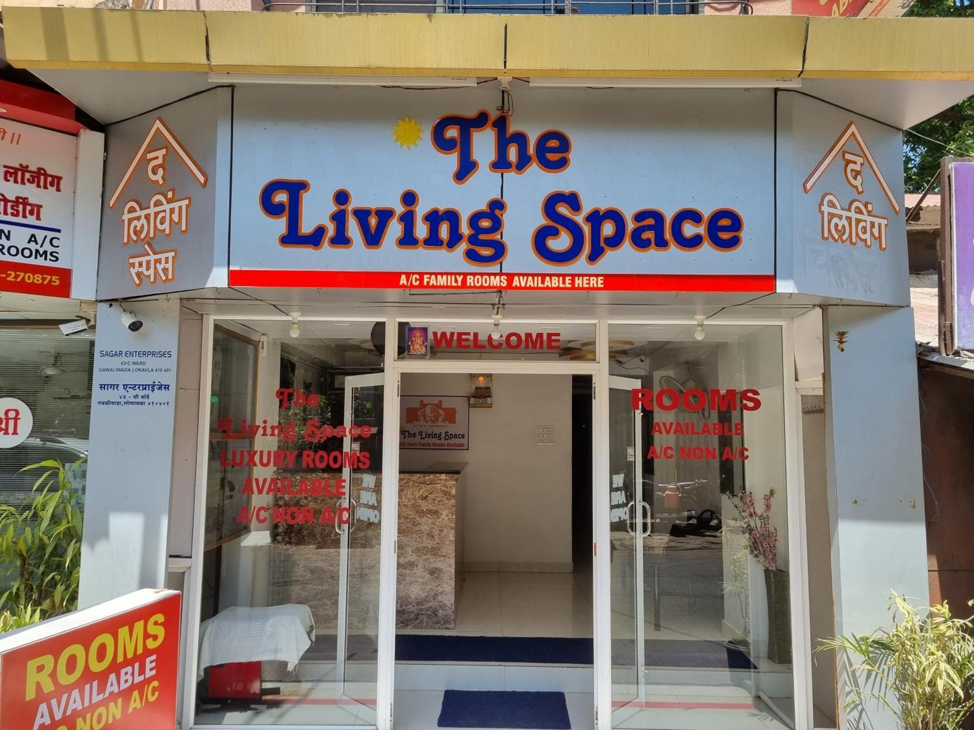 The Living Space Lonavala Eksteriør bilde